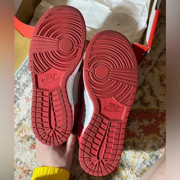 Nike Dunk Crimson and Silver Shoes - Picture 4 of 5